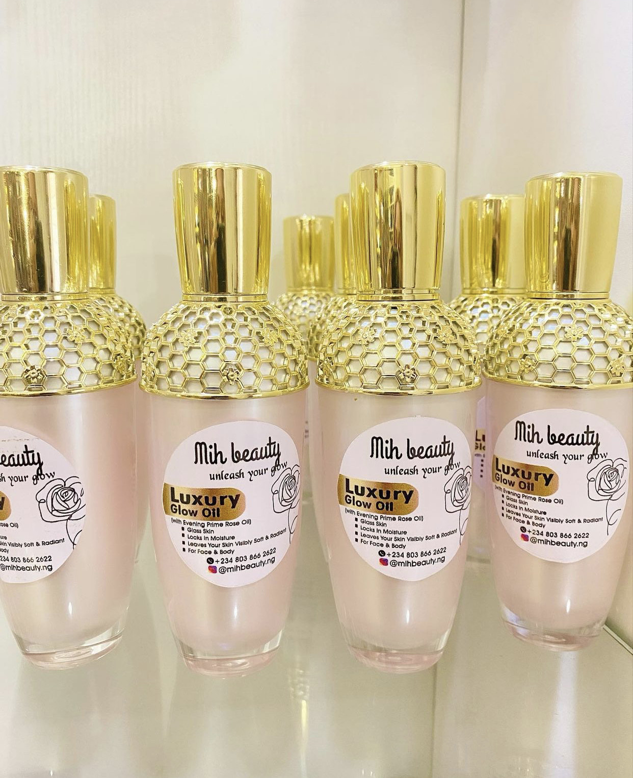 IMG_6186 (1) Luxury Glow oil - Image 1