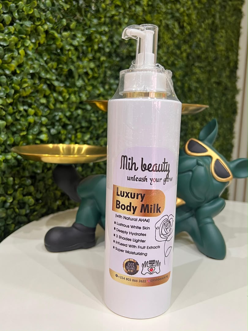 Luxury body milk (with natural AHAs) - Image 1